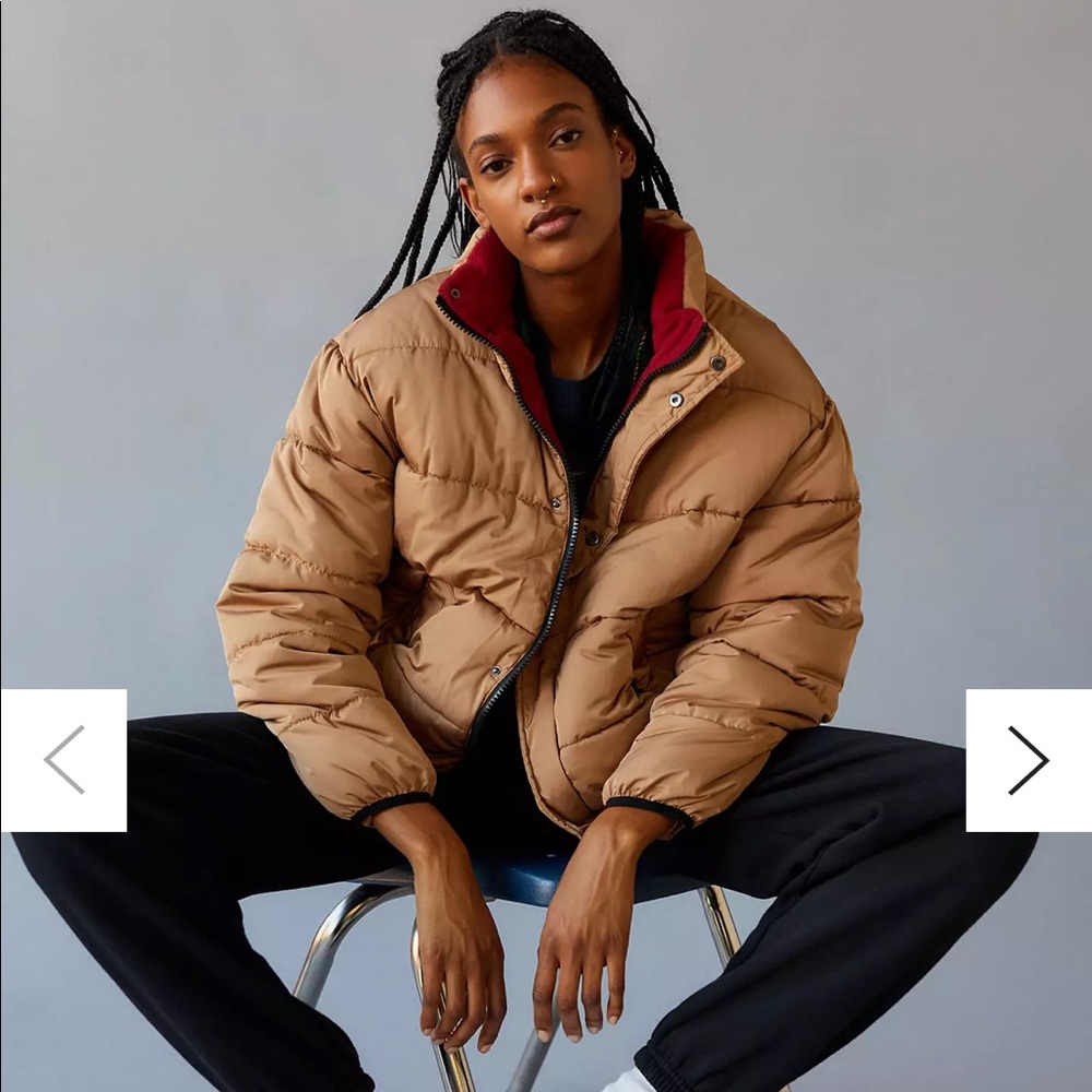 COPY - Hooded 90s Sports Puffer Jacket